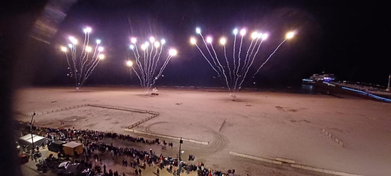 Appartement Blankenberge Zeedijk Aan De Pier Eksteriør billede
